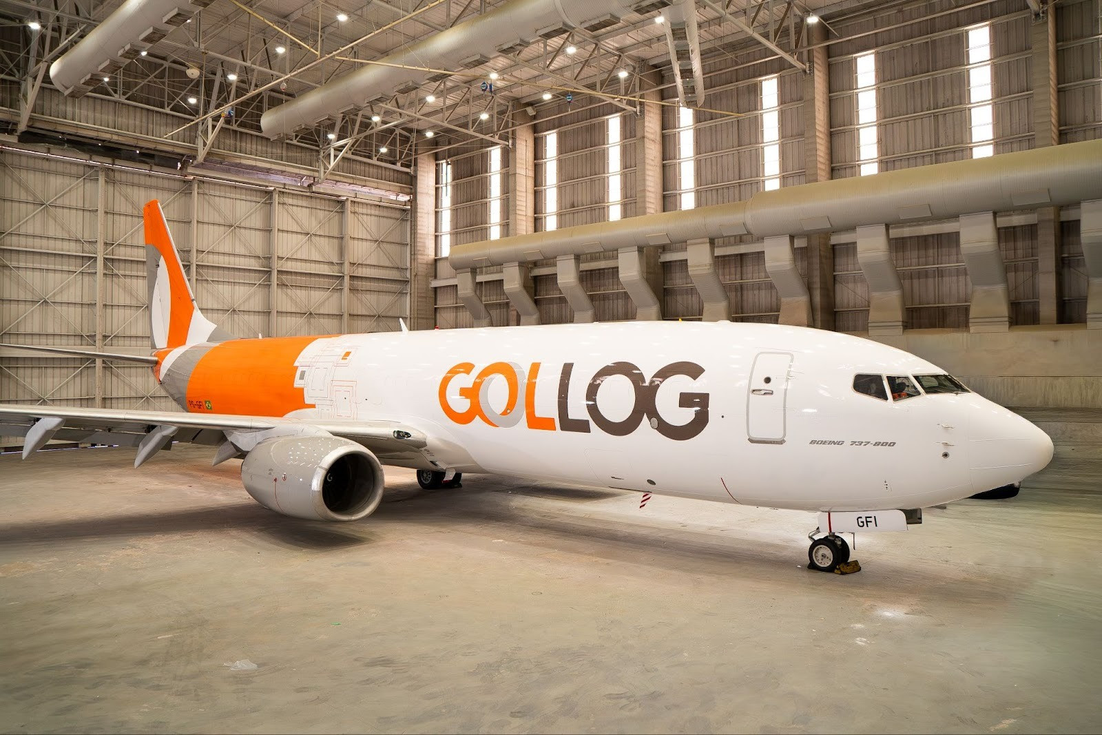 GOLLOG apresenta primeiro cargueiro próprio e amplia capacidade logística para novos negócios 