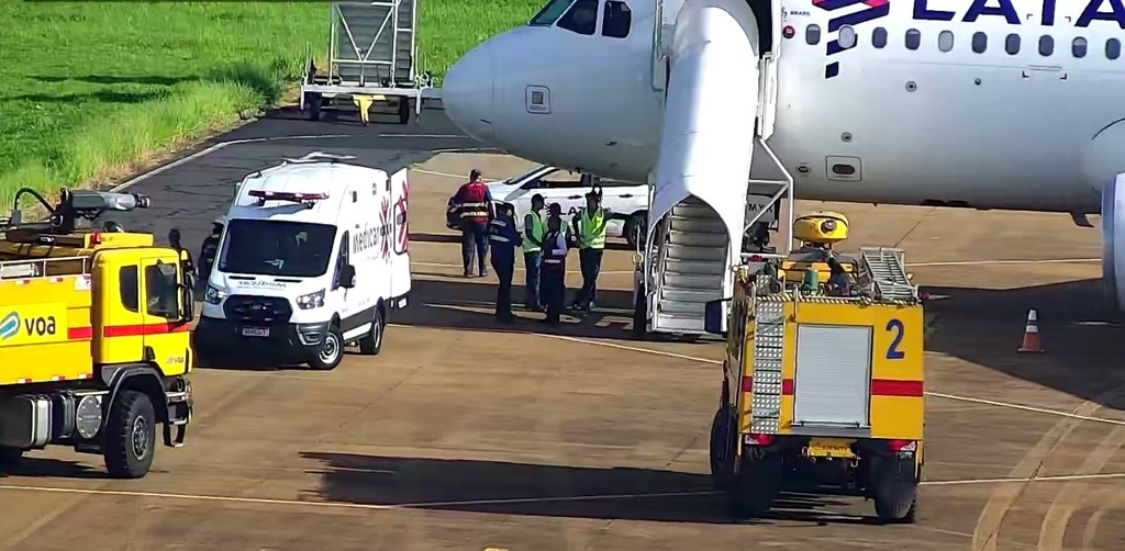 Incidente com power bank faz aeronave da LATAM realizar pouso de emergência em Ribeirão Preto