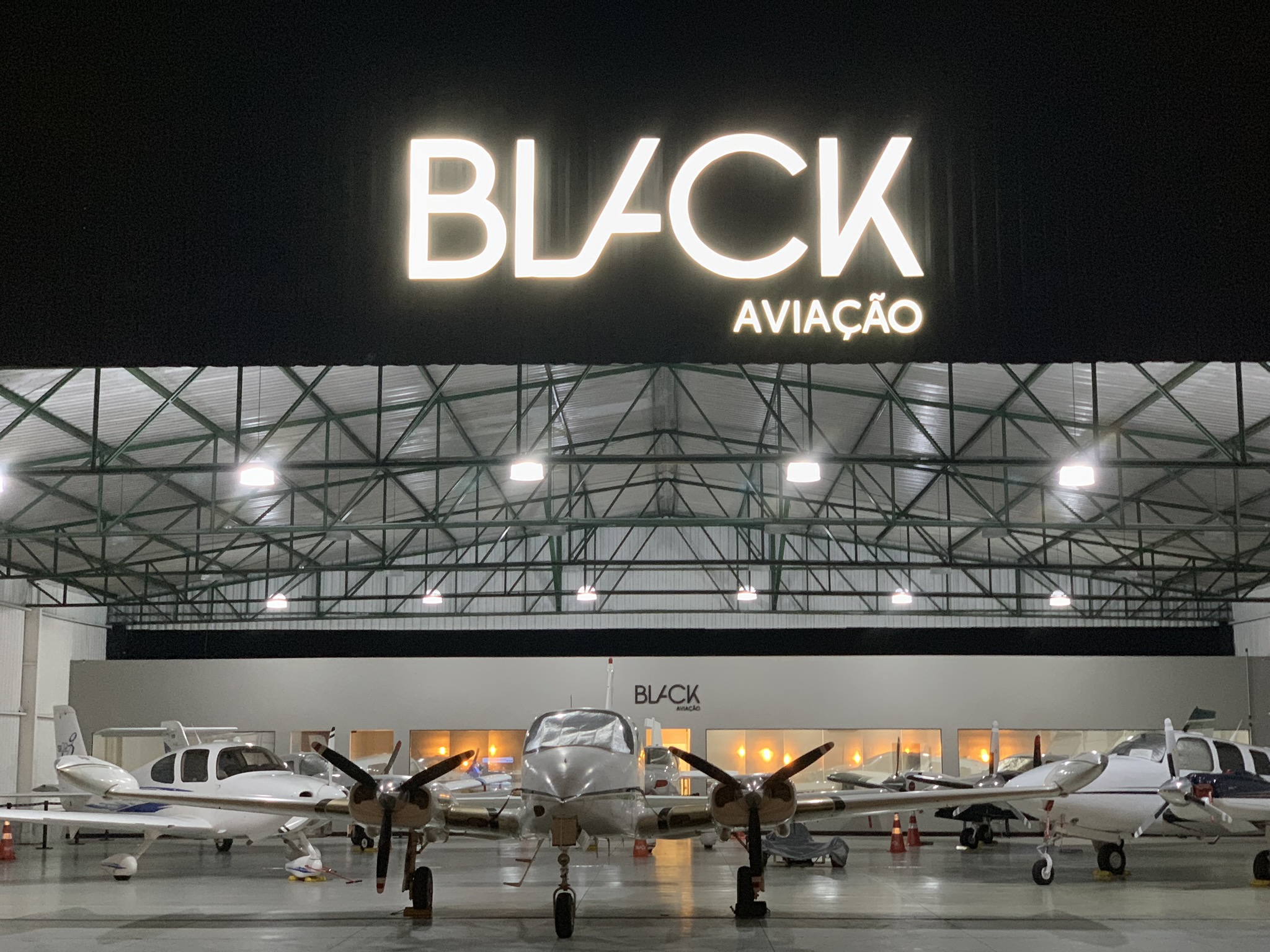 Pensando em táxi aéreo? Confira se sua rotina pode se beneficiar com a contratação desse serviço